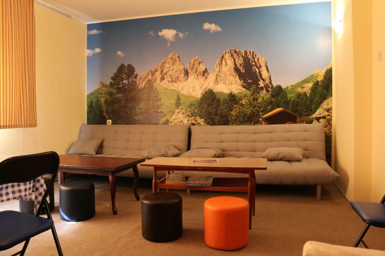 Hostel Trajan Donji Milanovac Ngoại thất bức ảnh